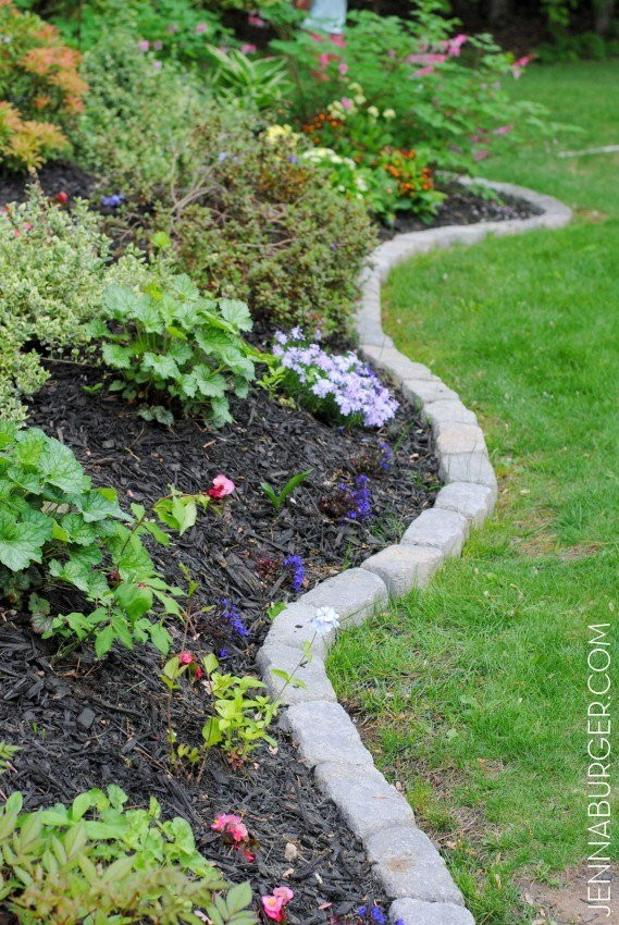 Natural Stone Landscape Edging
 30 DIY Garden Bed Edging Ideas