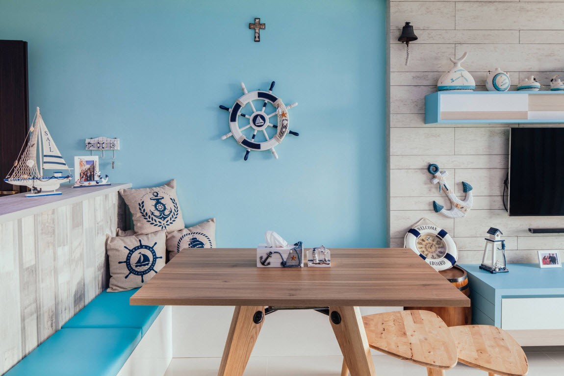 Nautical Living Room Decor
 How to Use Nautical Decor to Create the Perfect Living Room