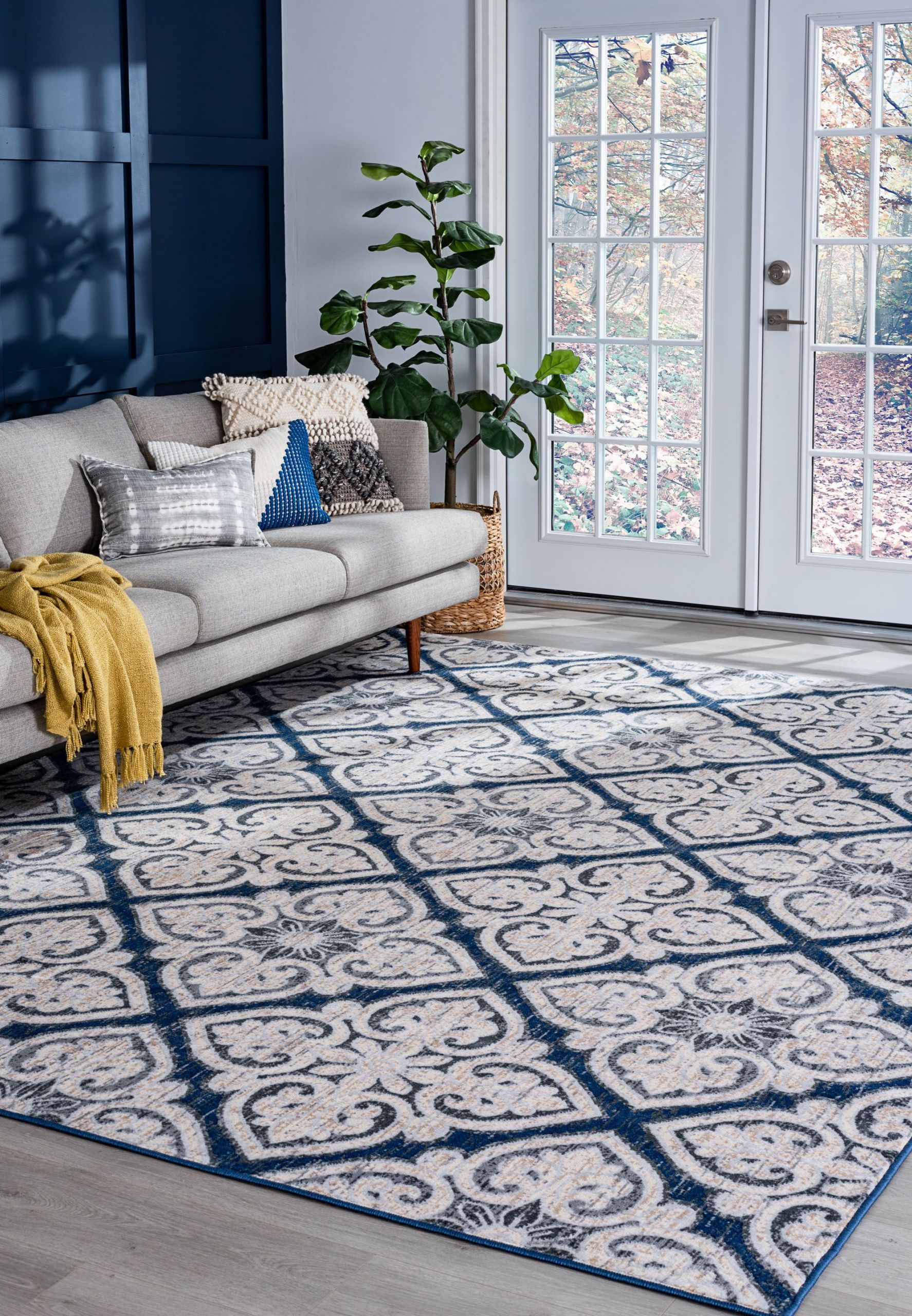 Navy Blue Rug Living Room
 Navy rug blue tones living room