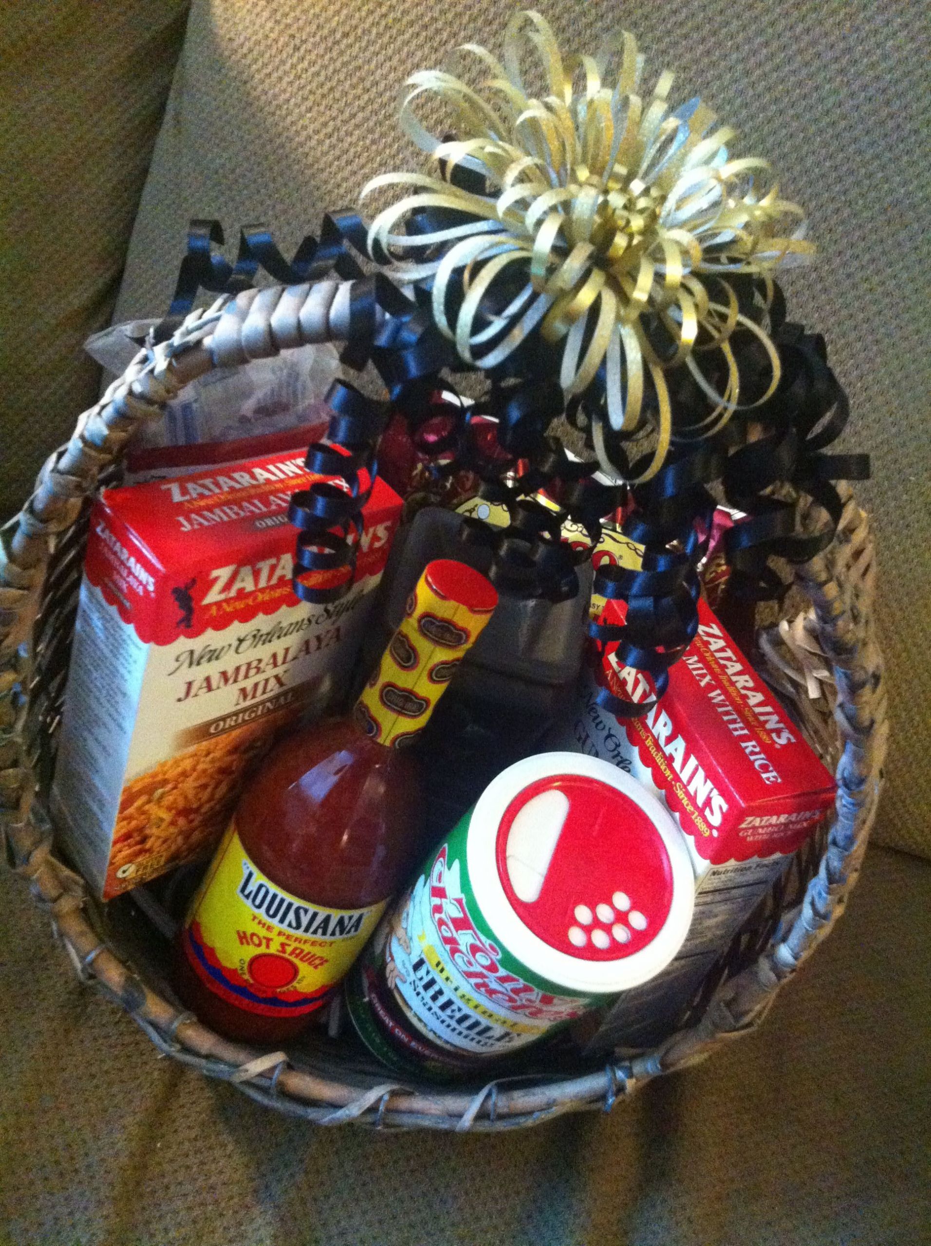 New Orleans Gift Basket Ideas
 New Orleans themed t basket Including Louisiana hot