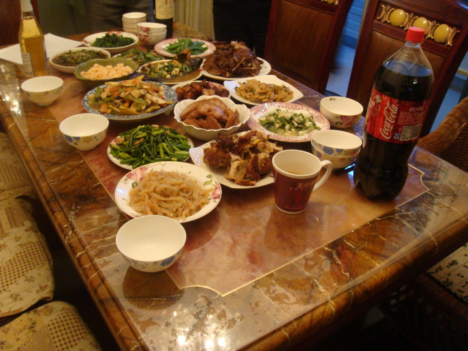 New Years Dinner Tradition
 my first video post chinese new year dinner