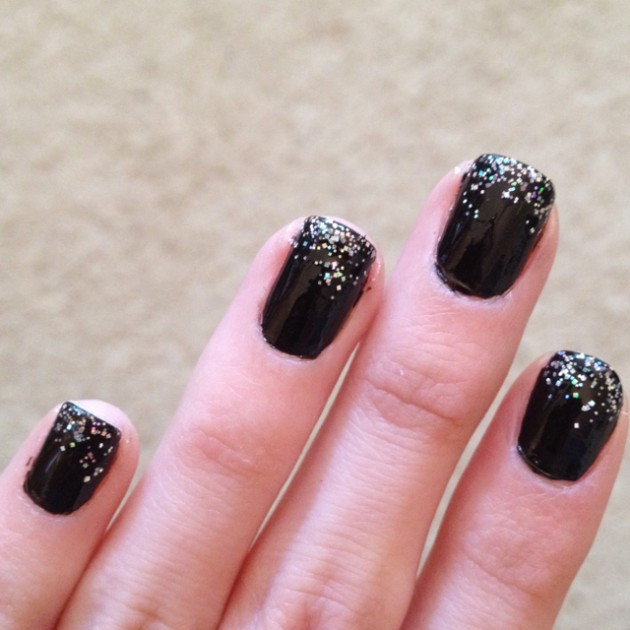 New Years Nail Design Ideas
 20 New Year s Eve Nail Designs fashionsy