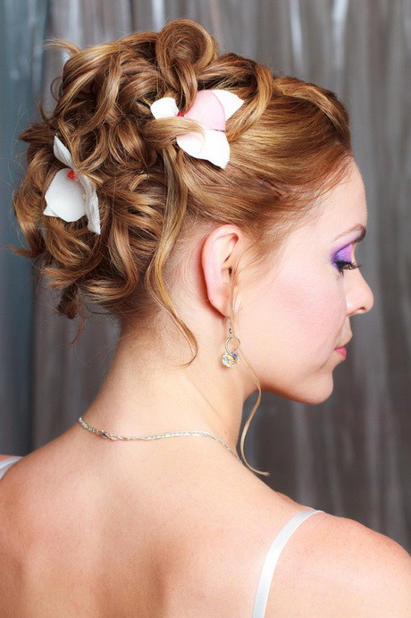 Nice Wedding Hairstyles
 Nice hairstyles for a wedding