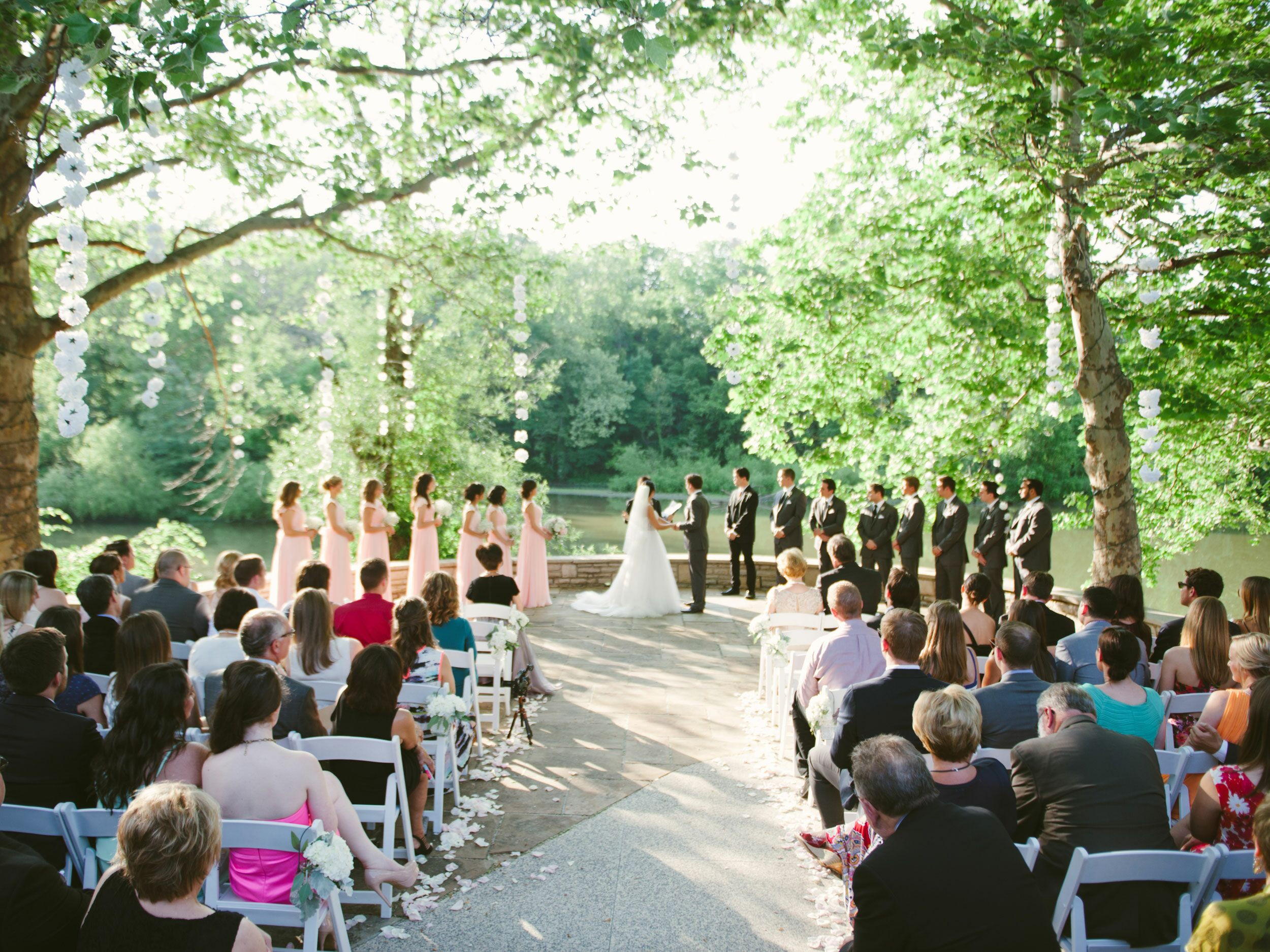 Ohio Wedding Venues
 12 Ohio Woodland Venues for a Natural Wedding