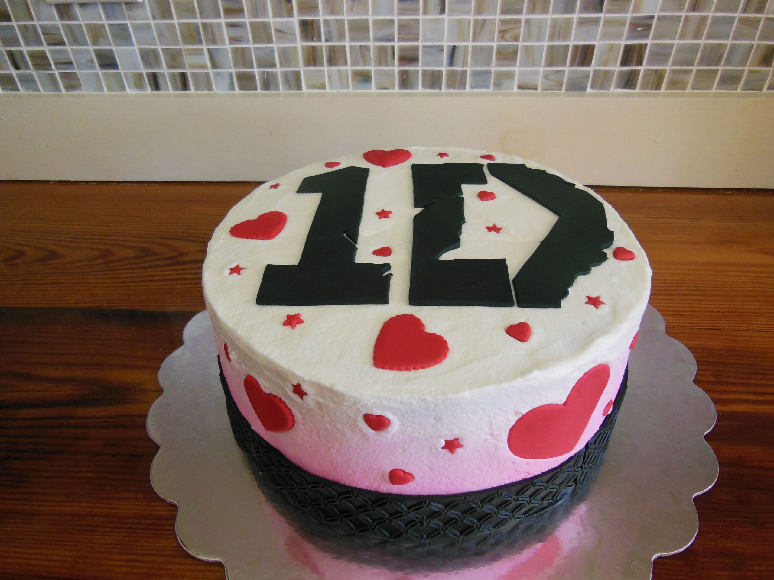 One Direction Birthday Cake
 e Direction cake 1D birthday cake ideas