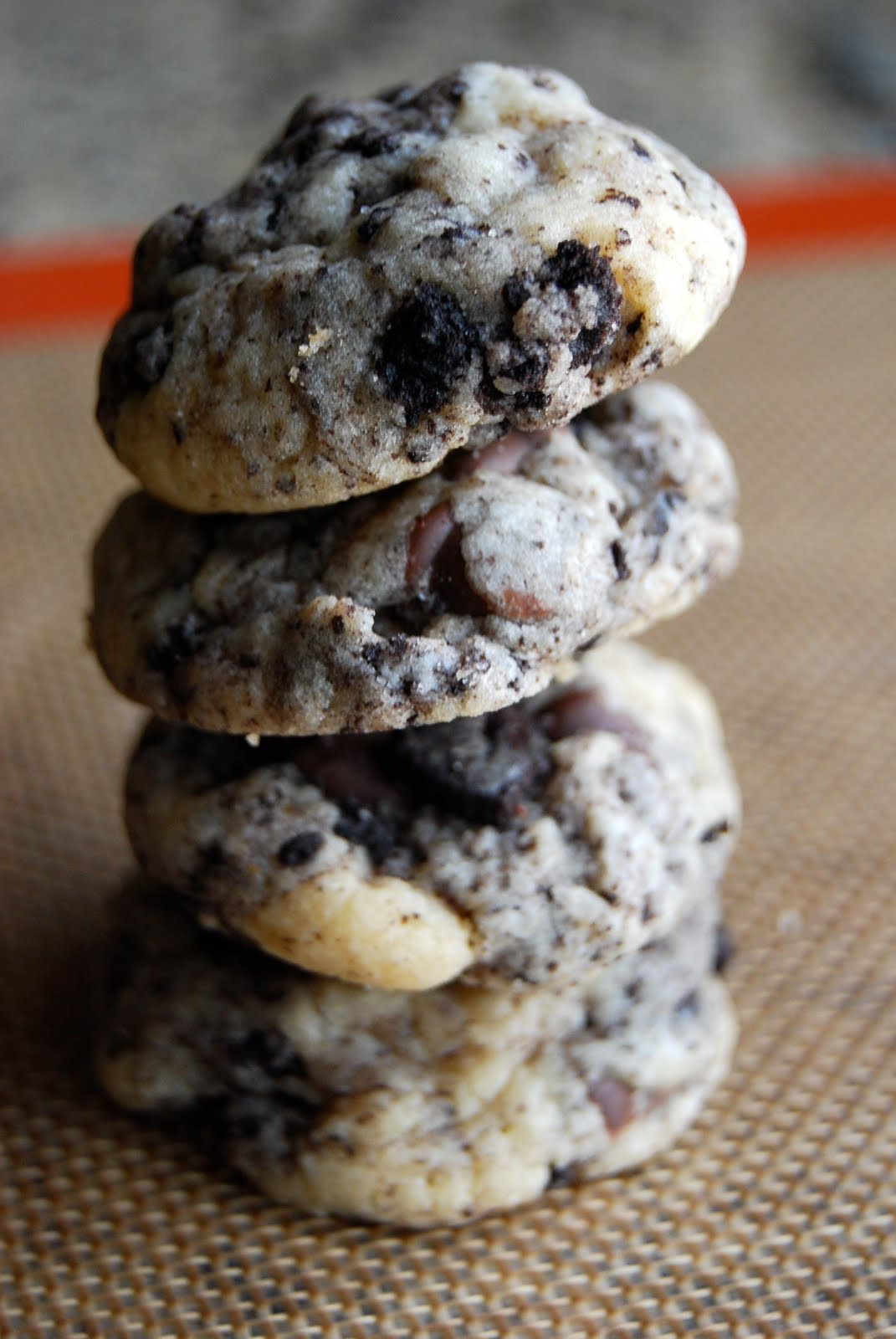 Oreo Chocolate Chip Cookies
 Chocolate Chip Oreo Cookies Lovin From The Oven