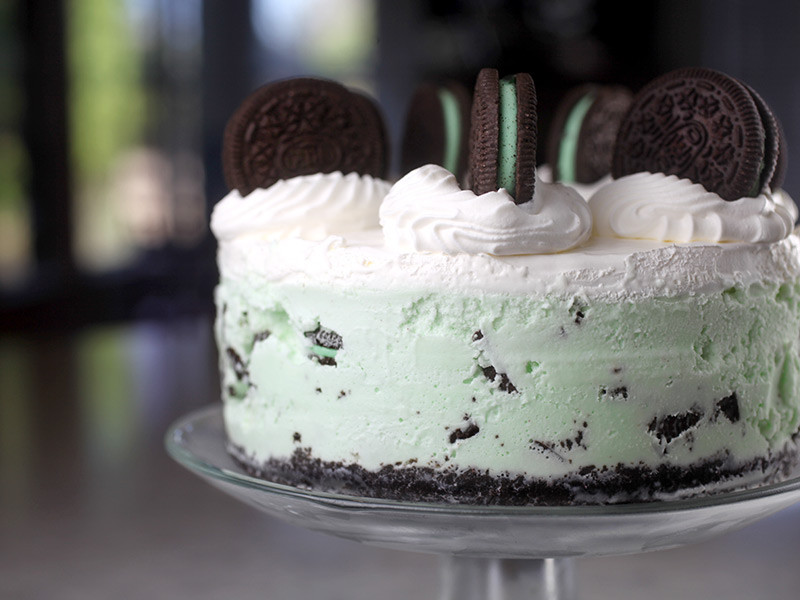 Oreo Ice Cream Cake Recipe Springform Pan
 Easy Oreo Mint Chip Ice Cream Cake – bakerella