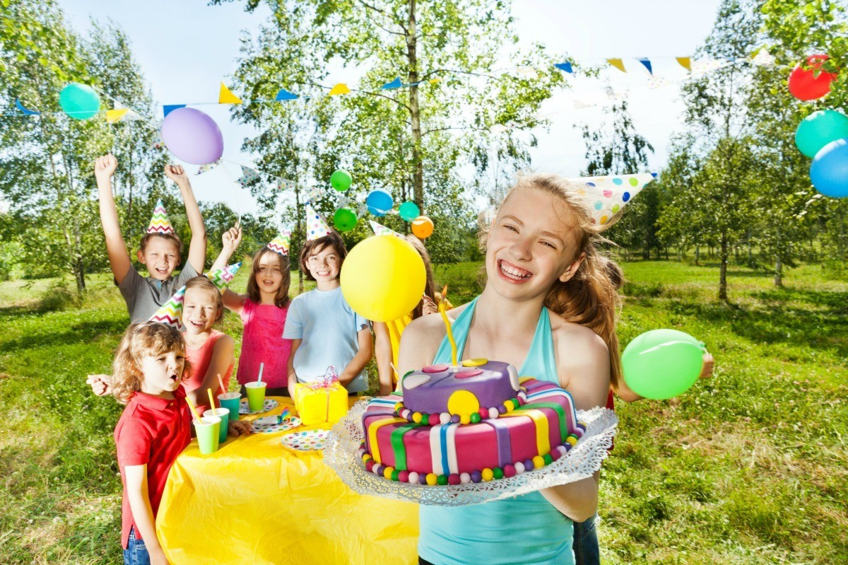 Outdoor Birthday Party
 Outdoor Birthday Party Ideas for 12 Year Olds