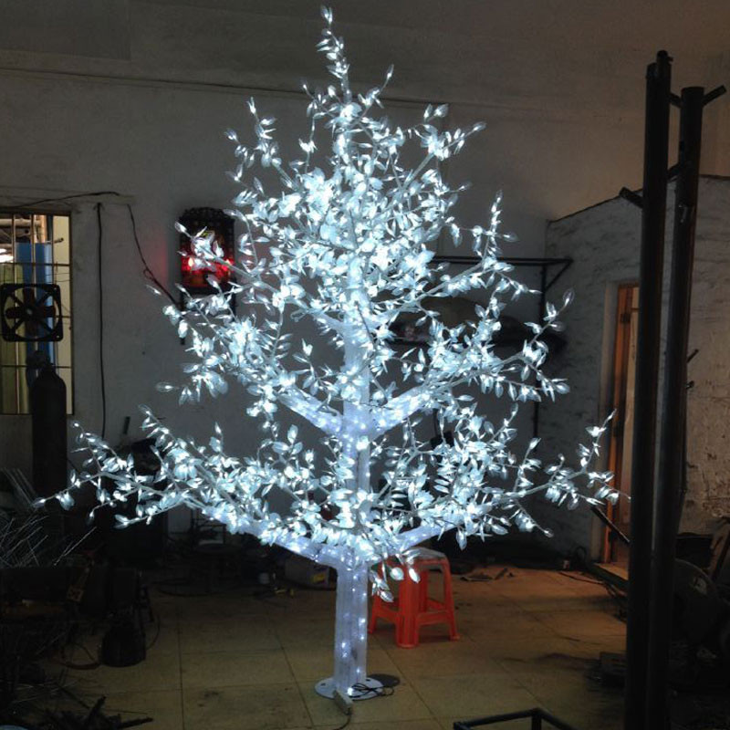 Outdoor Christmas Tree With Lights
 2 8Meter 2880LED white color outdoor christmas lights tree