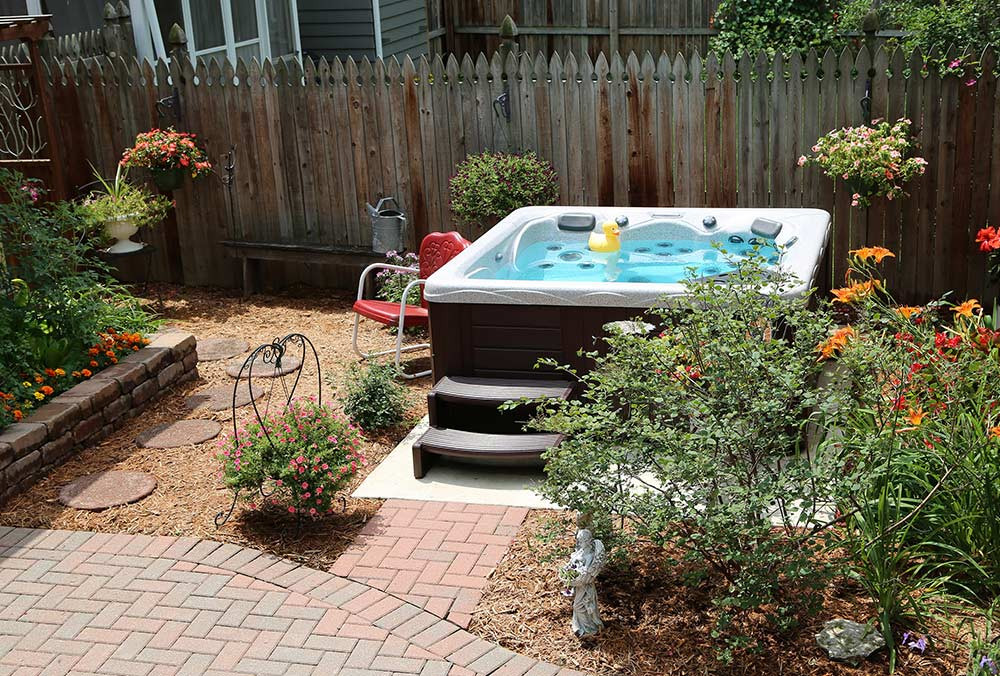 Outdoor Hot Tub Landscaping Ideas
 Backyard Ideas for Hot Tubs and Swim Spas