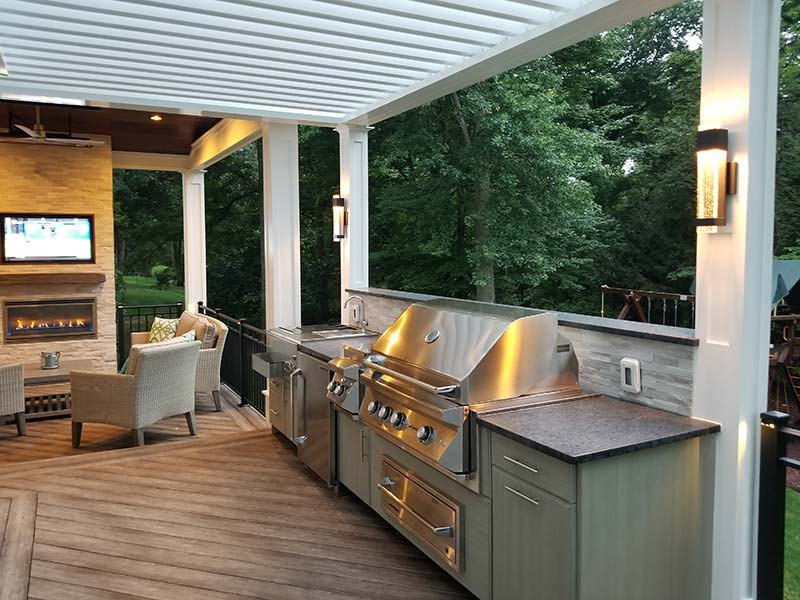 Outdoor Kitchen On Deck
 Outdoor Living Speciality Design & Build Firm plete
