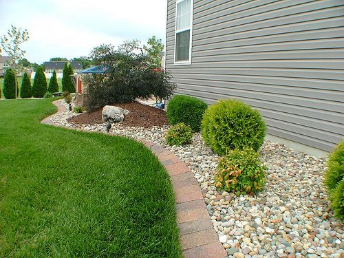 Outdoor Landscape Around House
 Side of House Landscaping Ideas