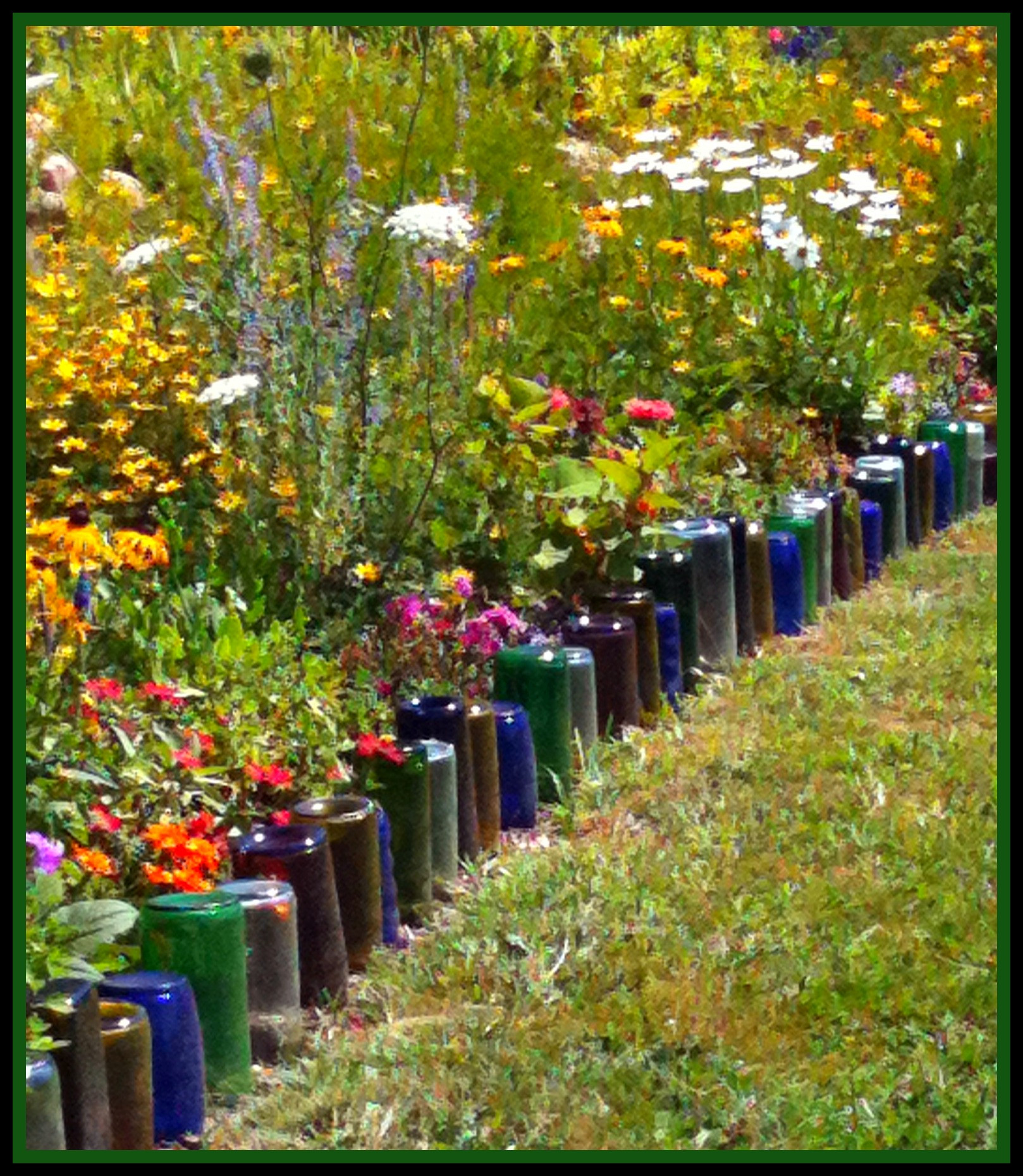 Outdoor Landscape Borders
 Great Idea for Garden Border