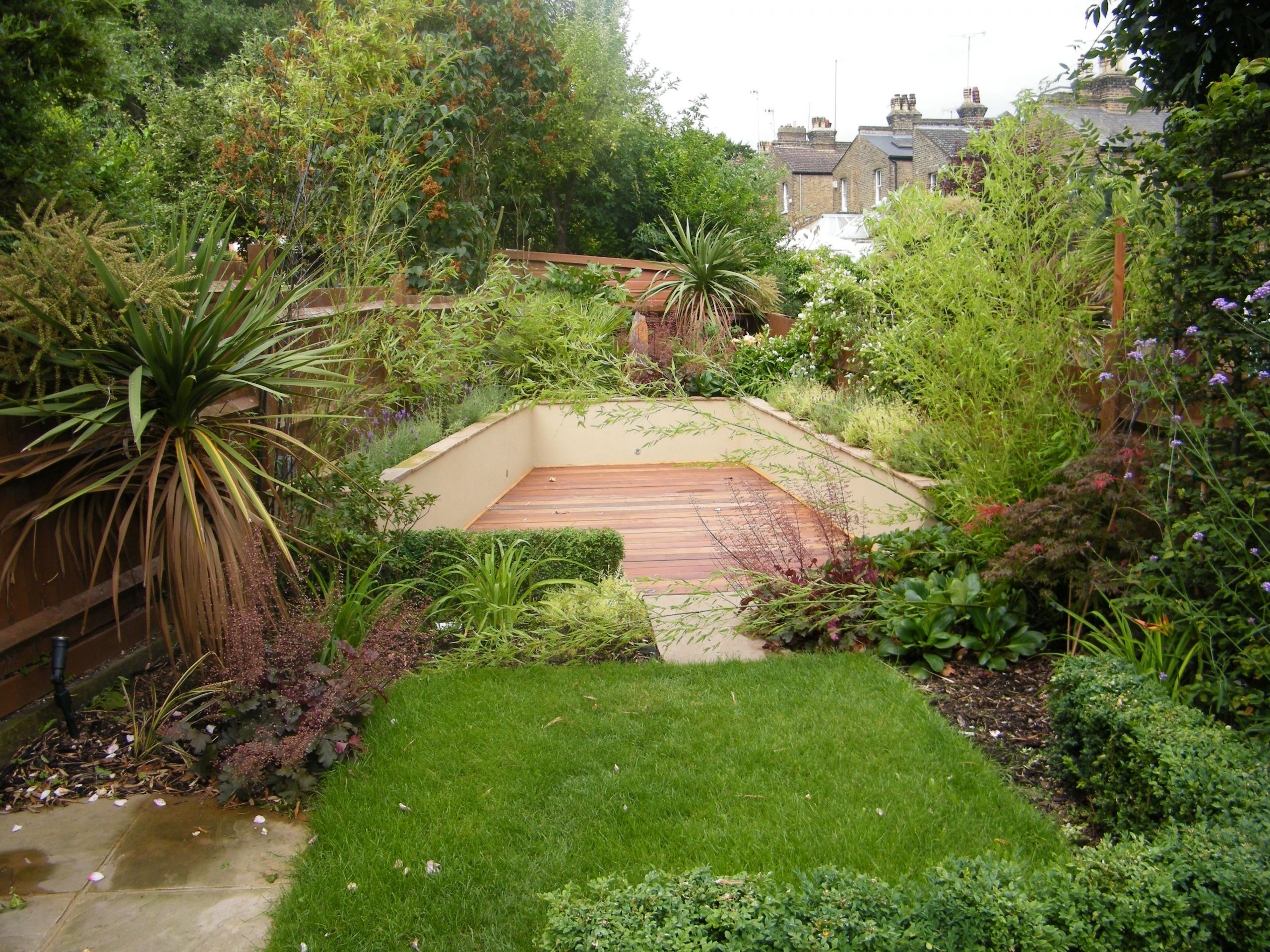 Outdoor Landscape Design
 Greenwich Garden Design by Floral & Hardy