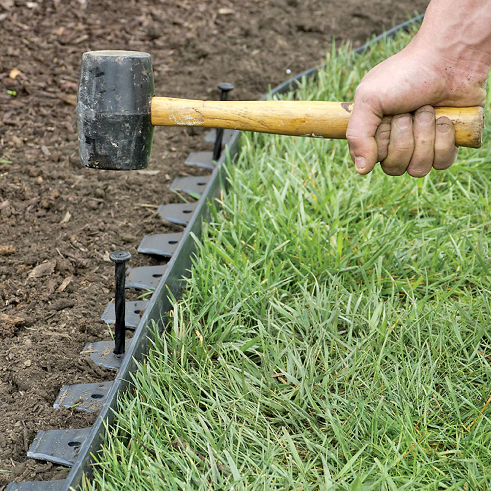 Outdoor Landscape Edging
 No Dig Garden Edging EasyFlex™ Landscaping Edging