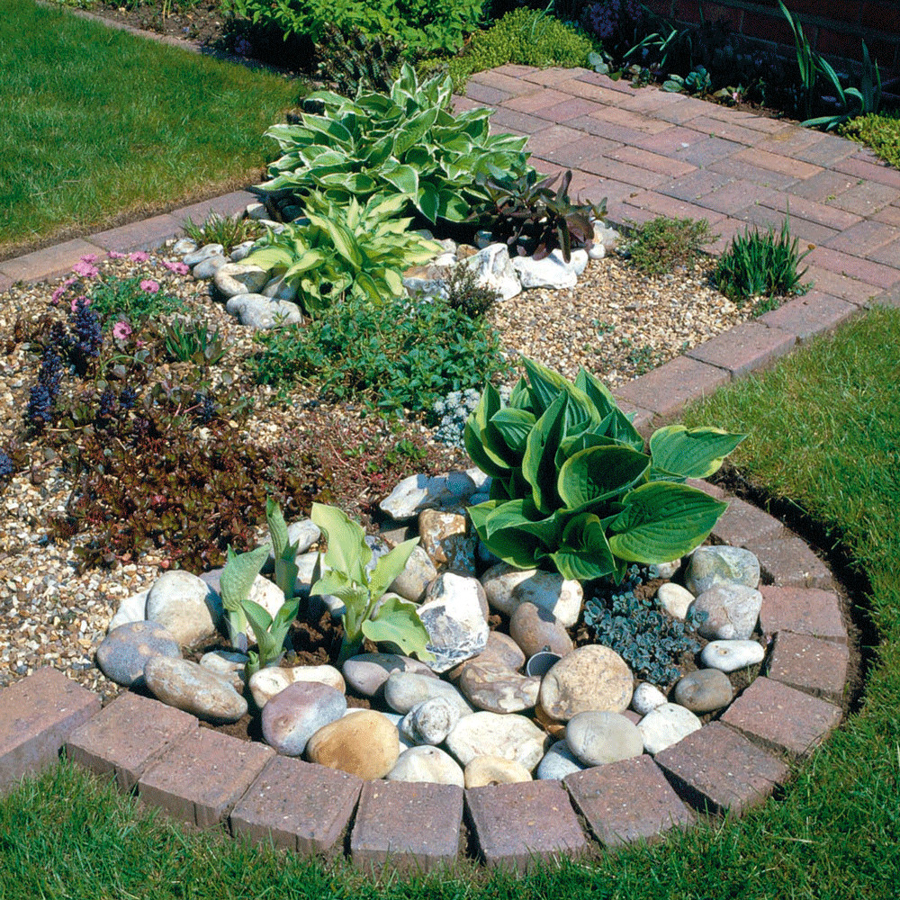 Outdoor Landscape Edging
 Garden edging ideas to give gardens the perfect finishing