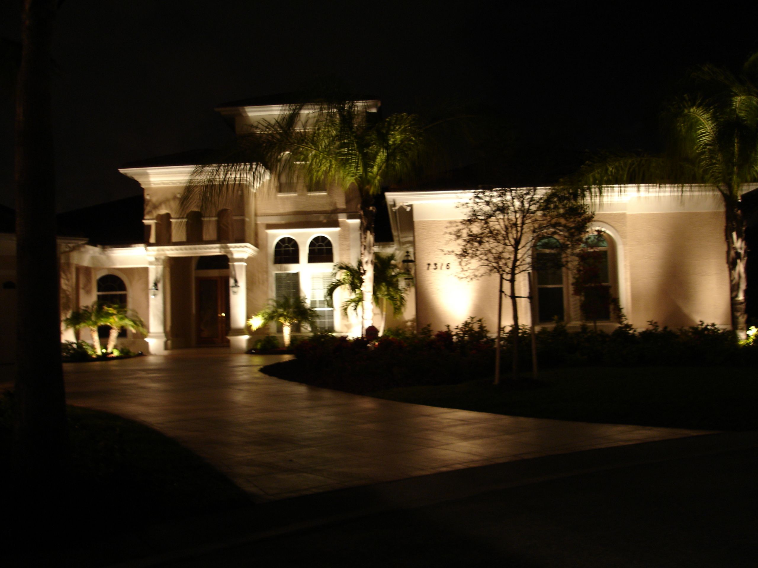 Outdoor Landscape Lights
 Outdoor Lighting Franchise NiteLites of Clearwater to