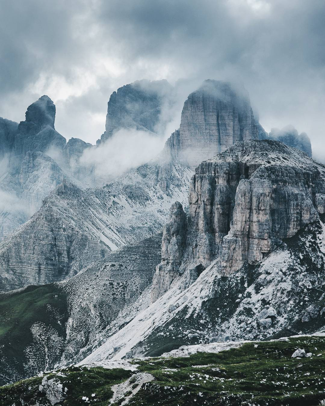 Outdoor Landscape Photography
 Beautiful Outdoor Landscape graphy by Guerel Sahin
