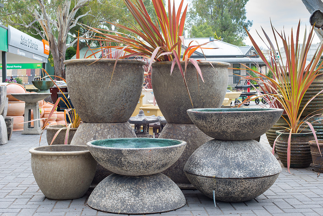 Outdoor Landscape Pots
 Pots Water Features and Bird Baths Garden Grove