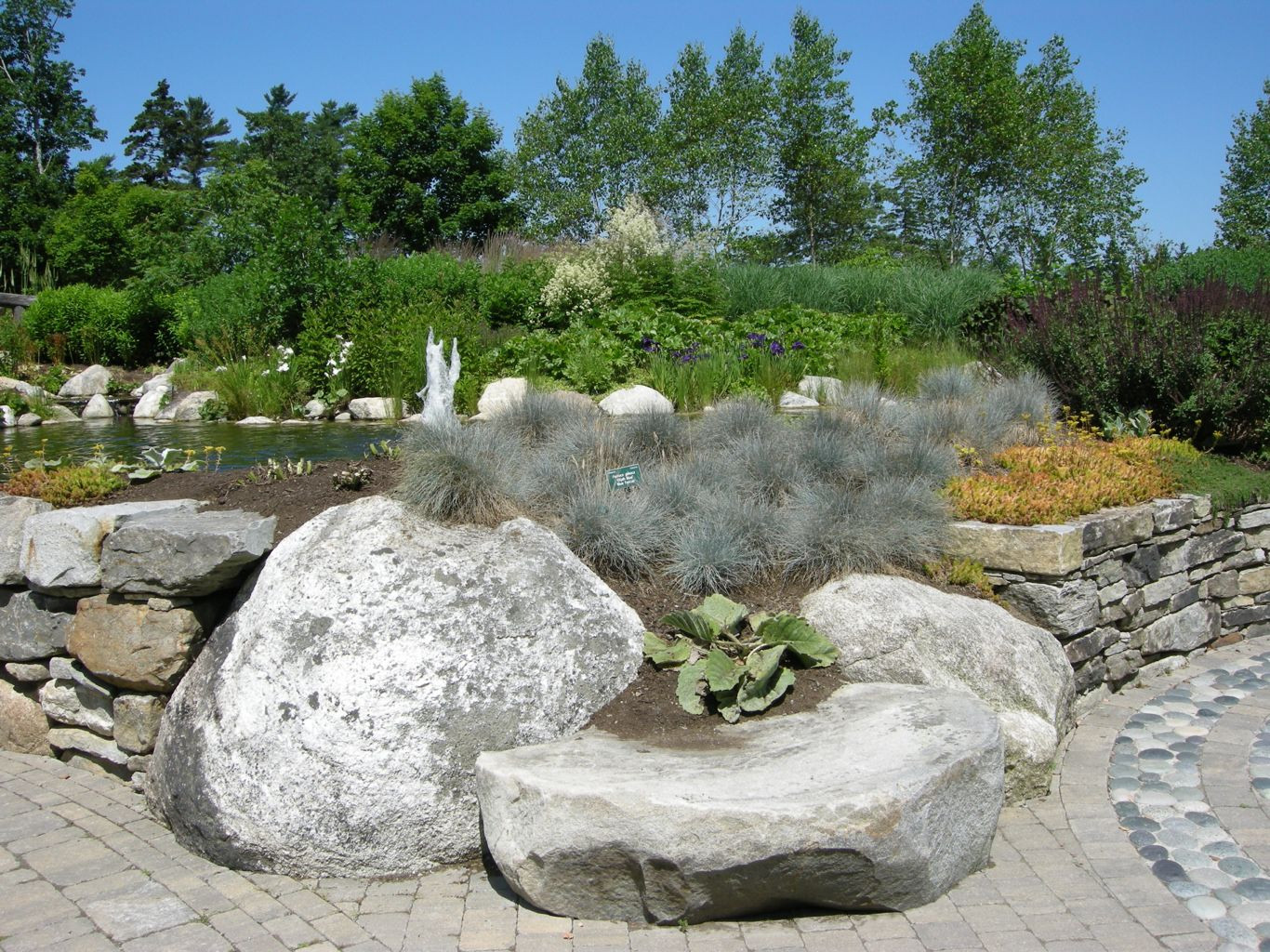 Outdoor Landscape With Rocks
 Rock Garden Ideas with Stunning Scenery Traba Homes