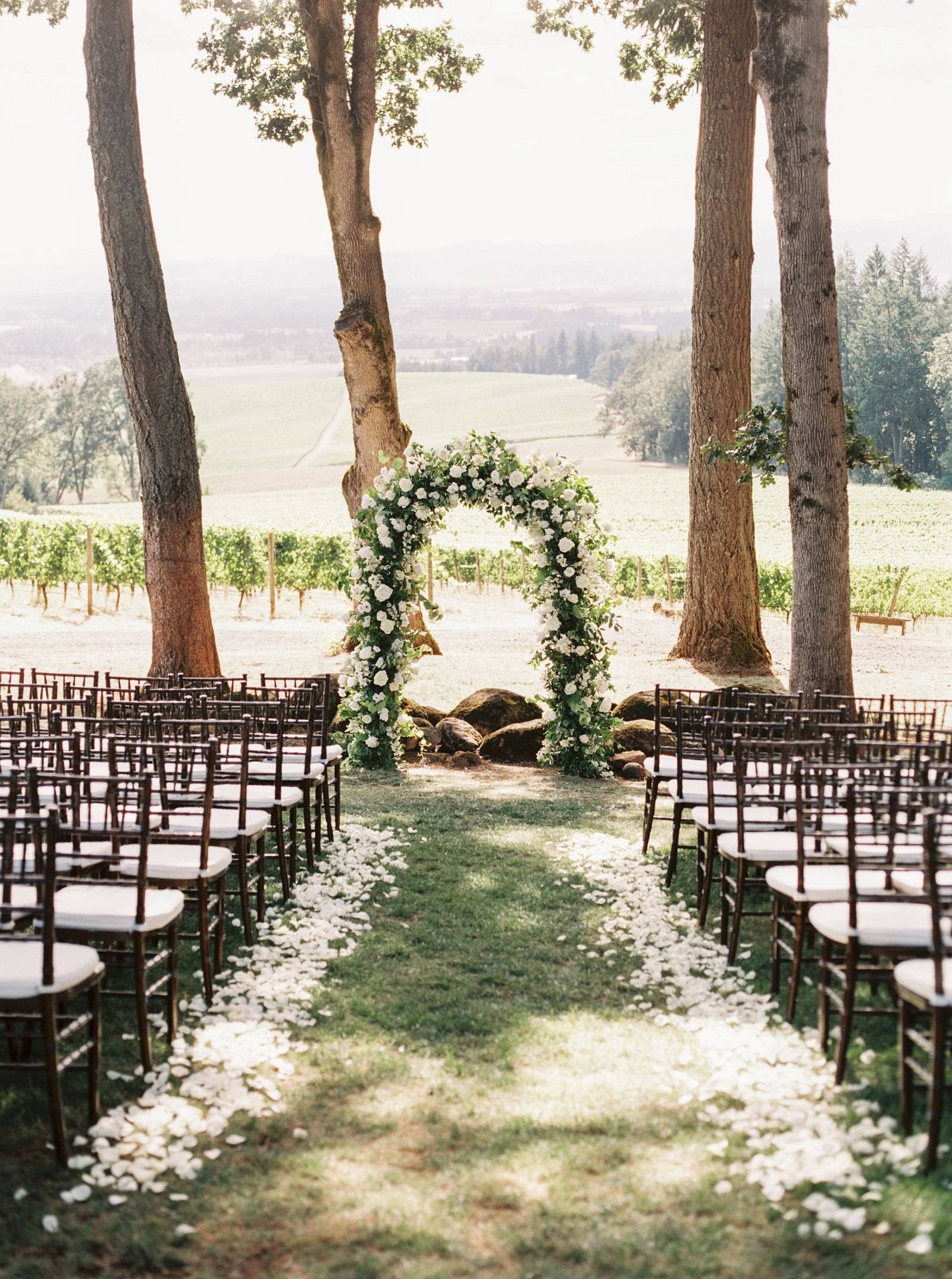 Outdoor Wedding Venues Oregon
 Romantic Outdoor Wedding at Vista Hills Vineyard