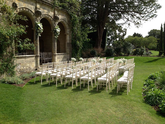 Outdoor Wedding Venues
 10 romantic outdoor wedding venues