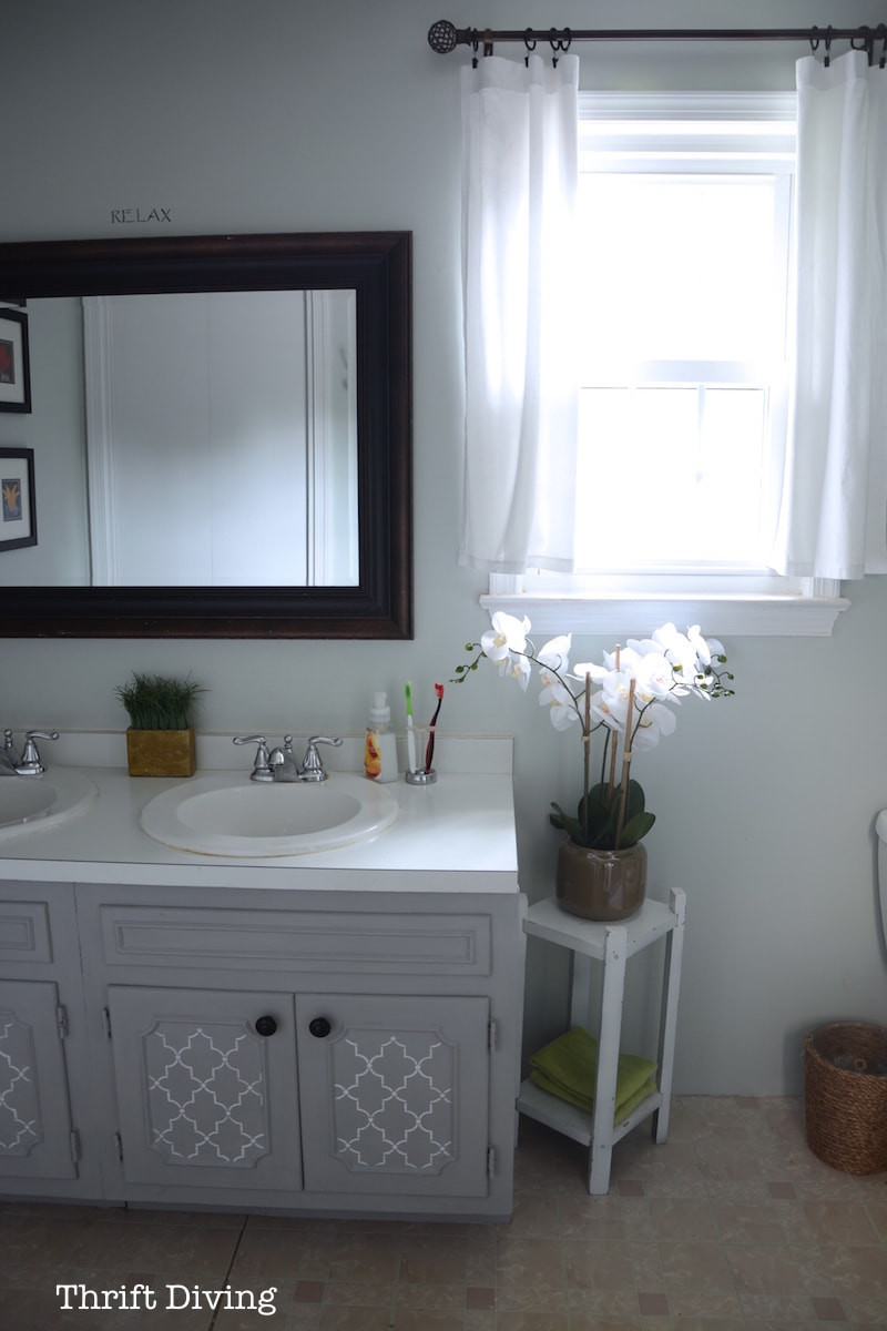 Paint To Use In Bathroom
 BEFORE & AFTER My Pretty Painted Bathroom Vanity