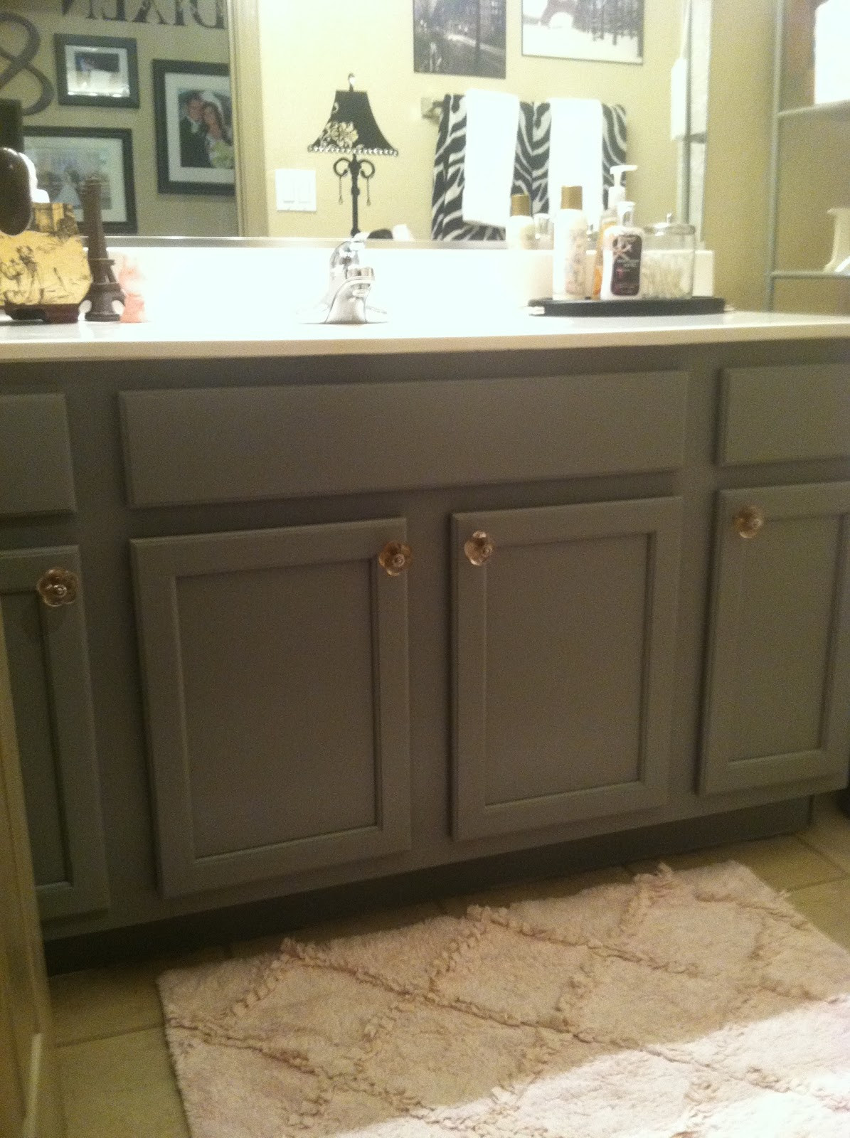 Painted Bathroom Vanity Ideas
 How to do a Cheap and Easy Bathroom Update ANYONE can do