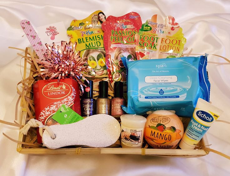 Pamper Gift Basket Ideas
 The 25 best Pamper hamper ideas on Pinterest