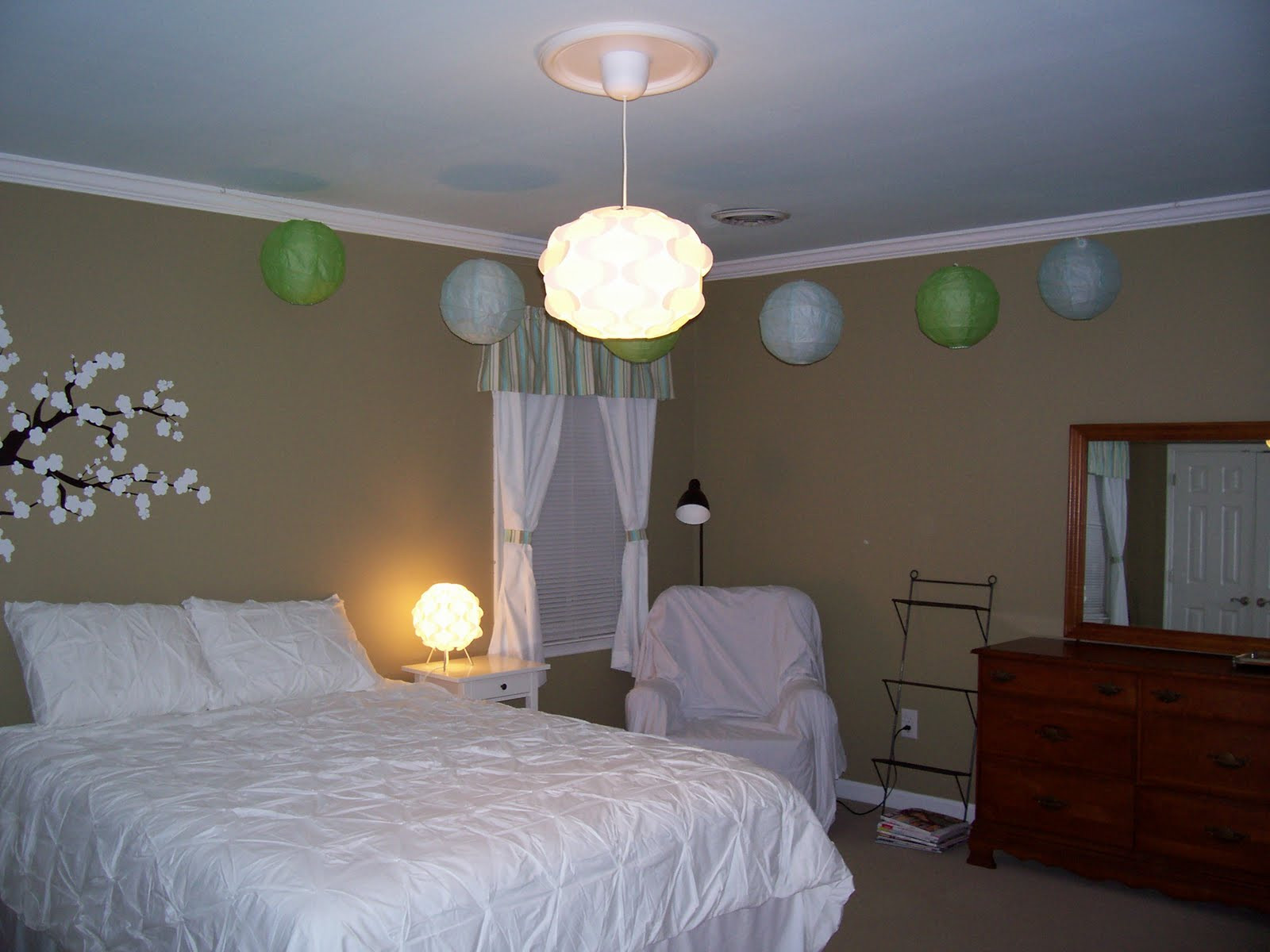 Paper Lantern Lights For Bedroom
 Leah in the South Paper Lanterns