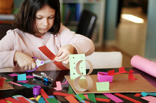 Paper Makes For Kids
 Creating 3 D Paper Sculptures With Kids