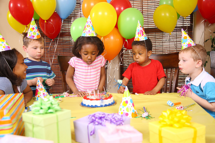 Party Child
 How to Throw a Child s Birthday Party on a Bud