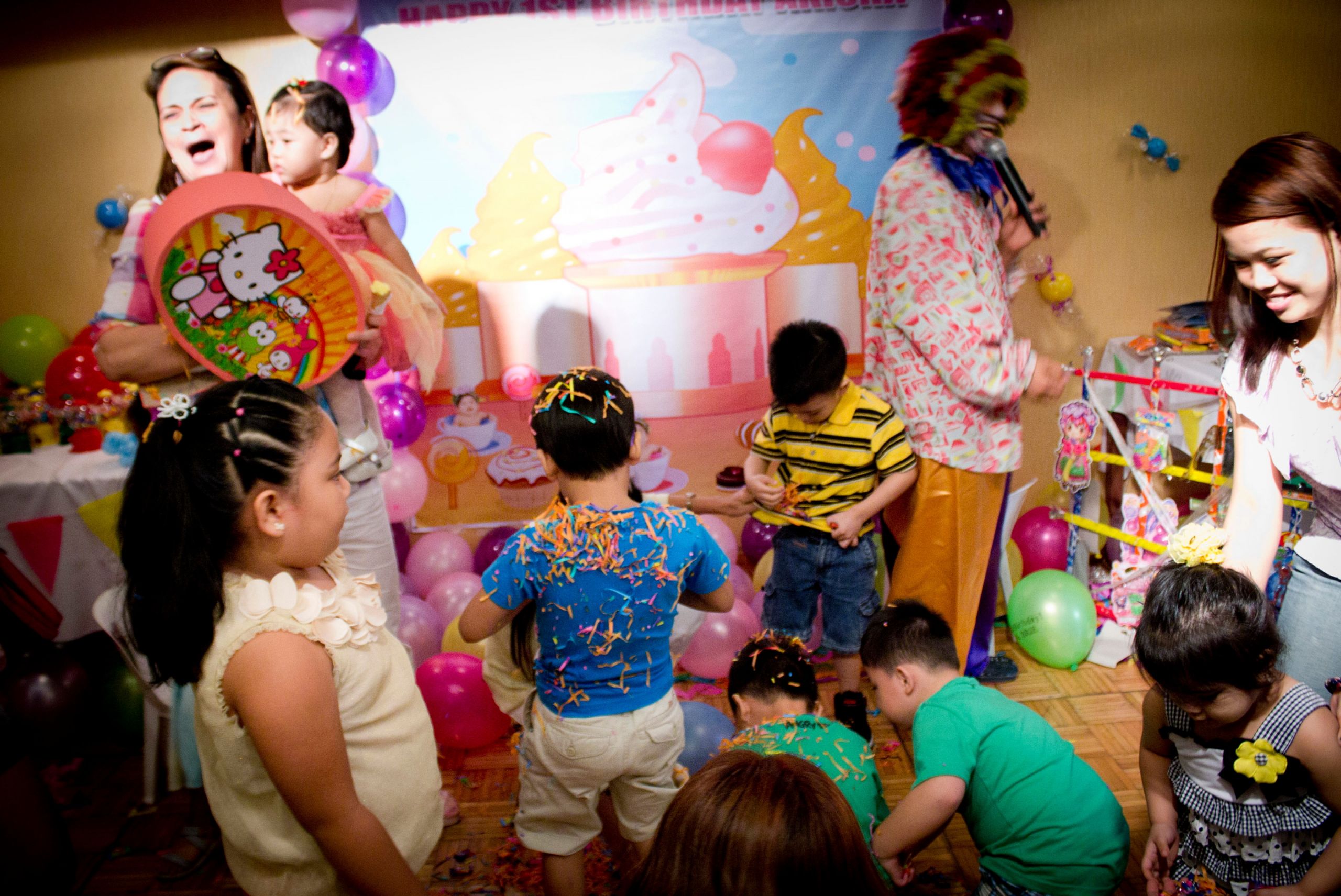 Party Child
 How to Entertain Kids at Birthday Parties 10 Steps