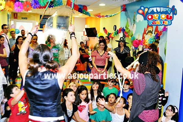 Party Entertainment For Children
 Children’s party entertainers in London