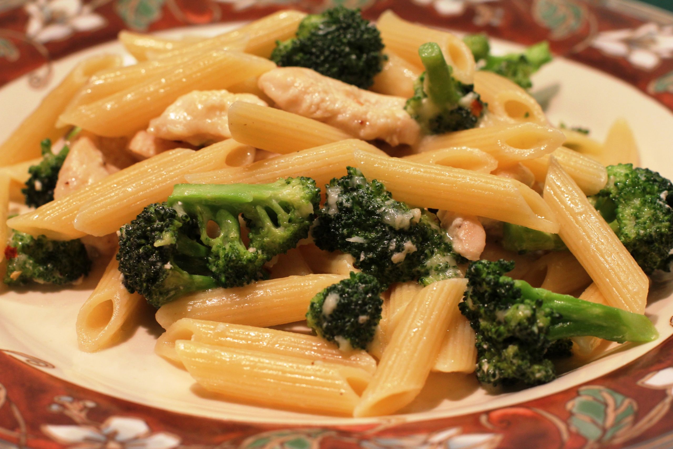 Pasta And Broccoli
 Easy Chicken Pasta and Broccoli