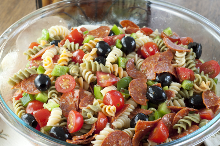 Pasta Salad With Pepperoni
 Favorite Recipes for Camping in the Heat Pandaneo