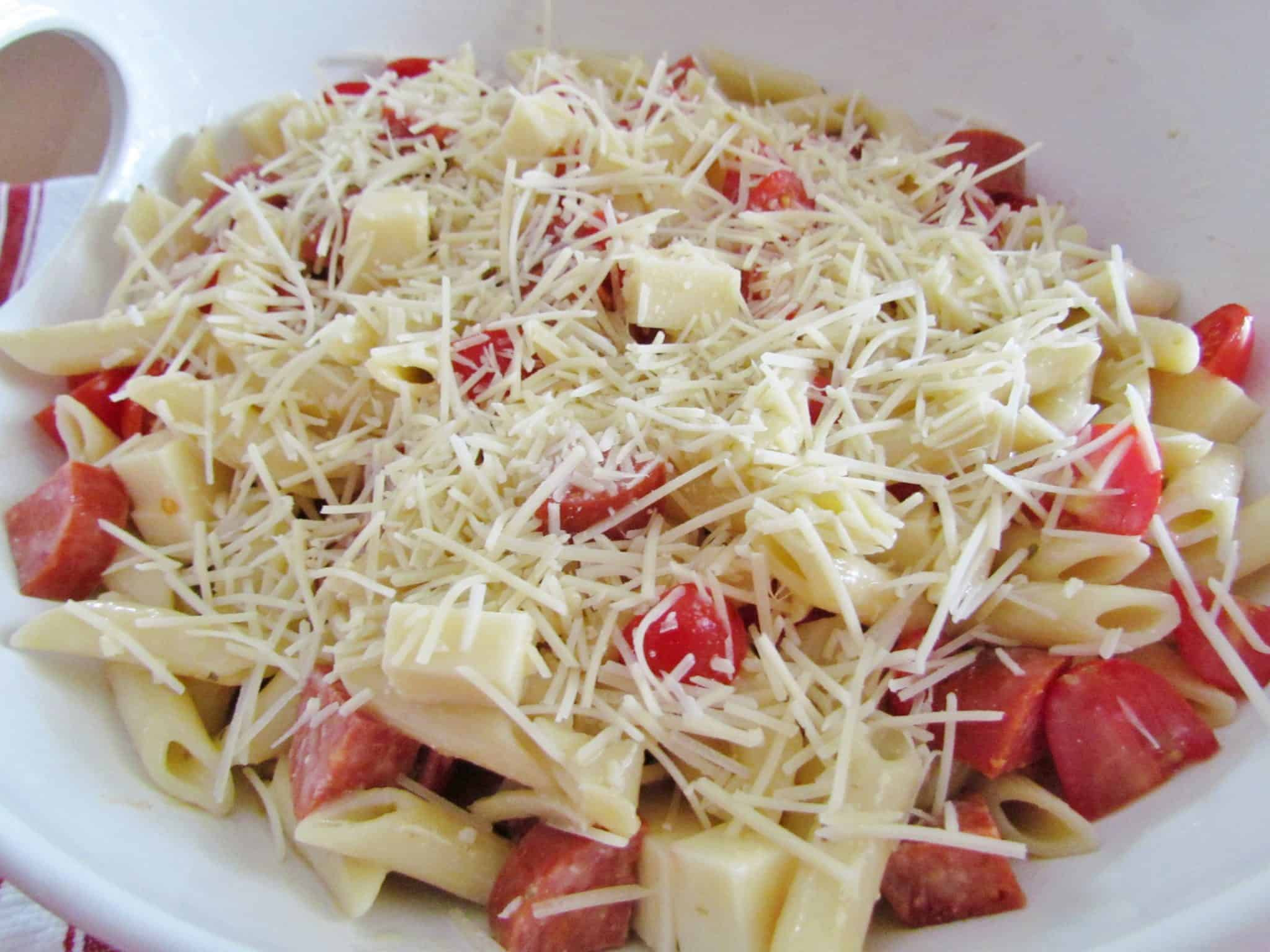 Pasta Salad With Pepperoni
 Pepperoni Pizza Pasta Salad The Country Cook