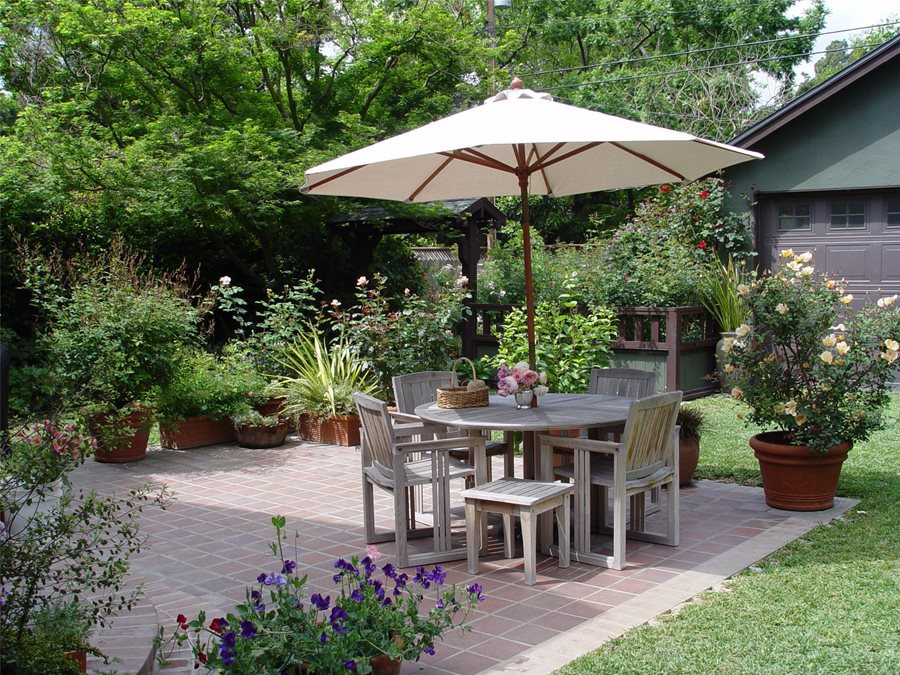 Patio Landscape Design
 Patio Layout Ideas Landscaping Network