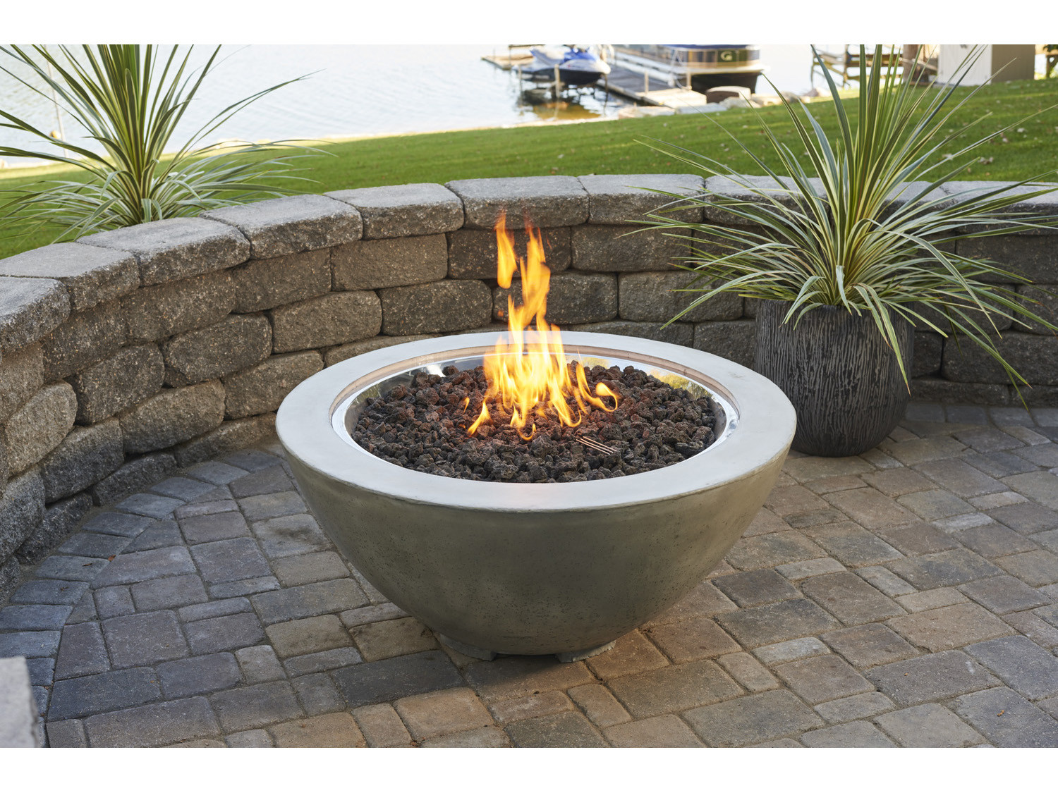 Patio Table With Fire Pit
 Outdoor Greatroom 42 Round Cove Fire Pit Table