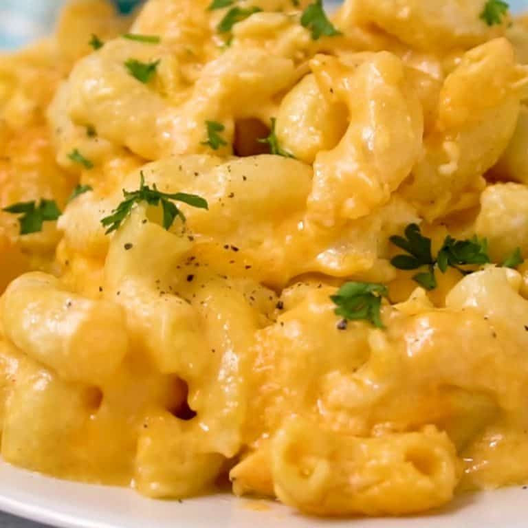 Paula Deen Macaroni And Cheese Recipe Baked
 Paula Deen s Macaroni & Cheese can be baked in the oven