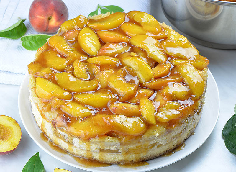 Peach Cobbler Cheesecake
 Peach Cobbler Cheesecake