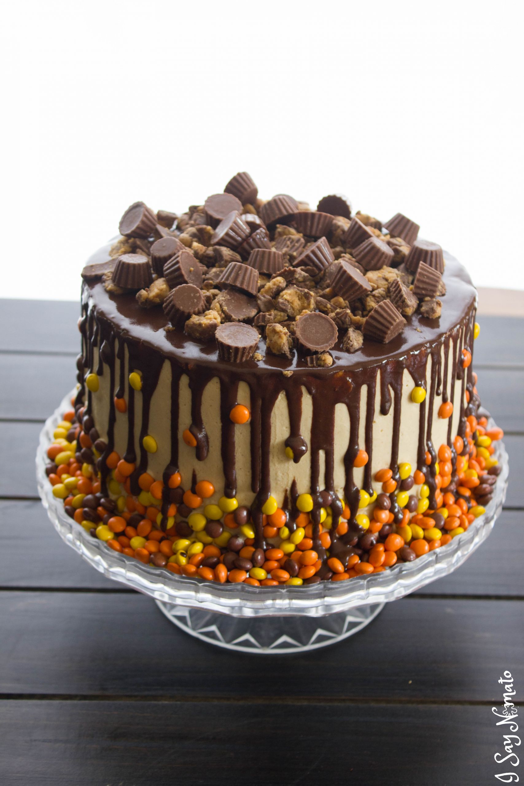 Peanut Butter Birthday Cake
 Chocolate and Peanut Butter Drip Cake