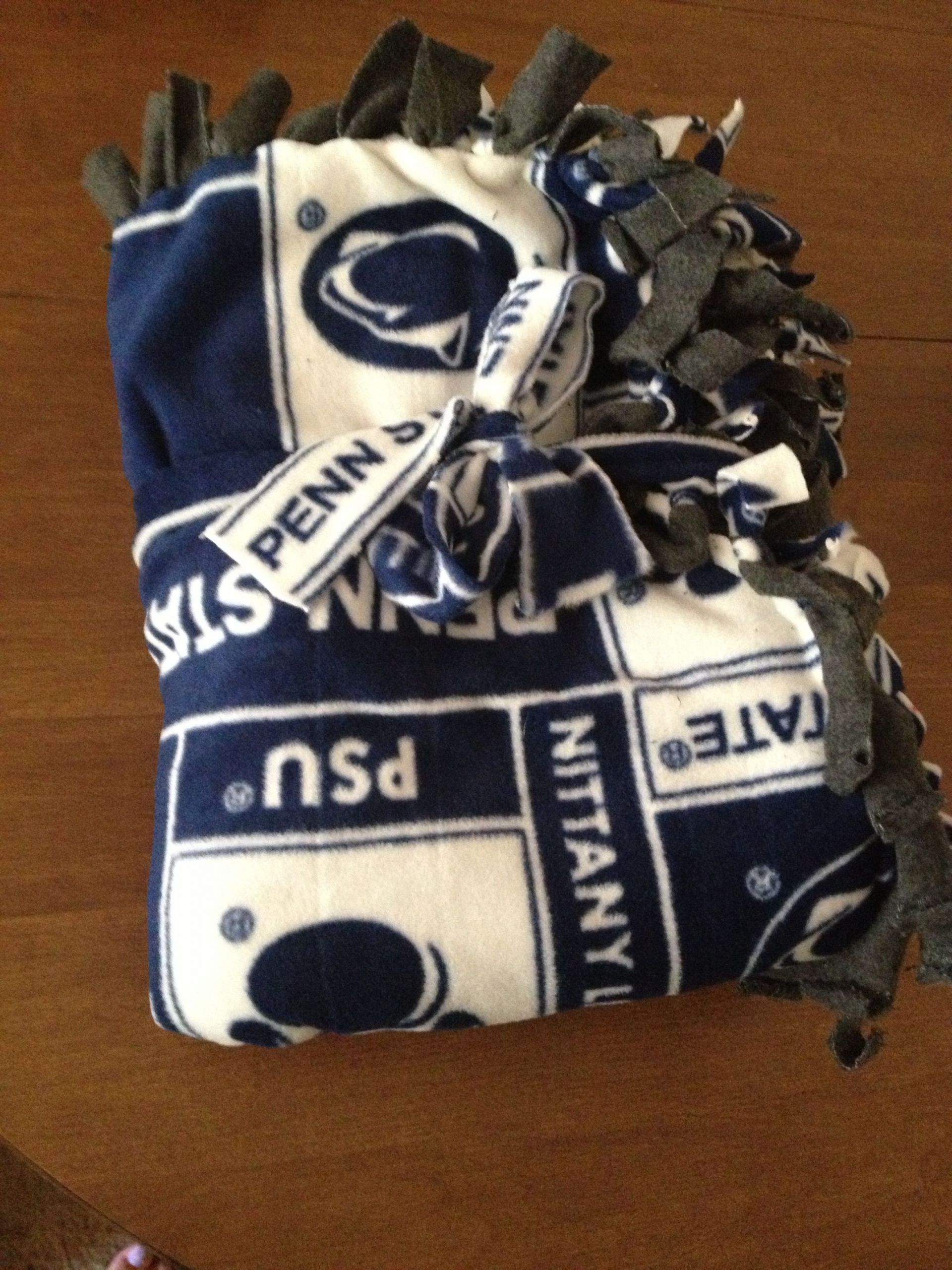 Penn State Graduation Gift Ideas
 Penn State tie blanket t