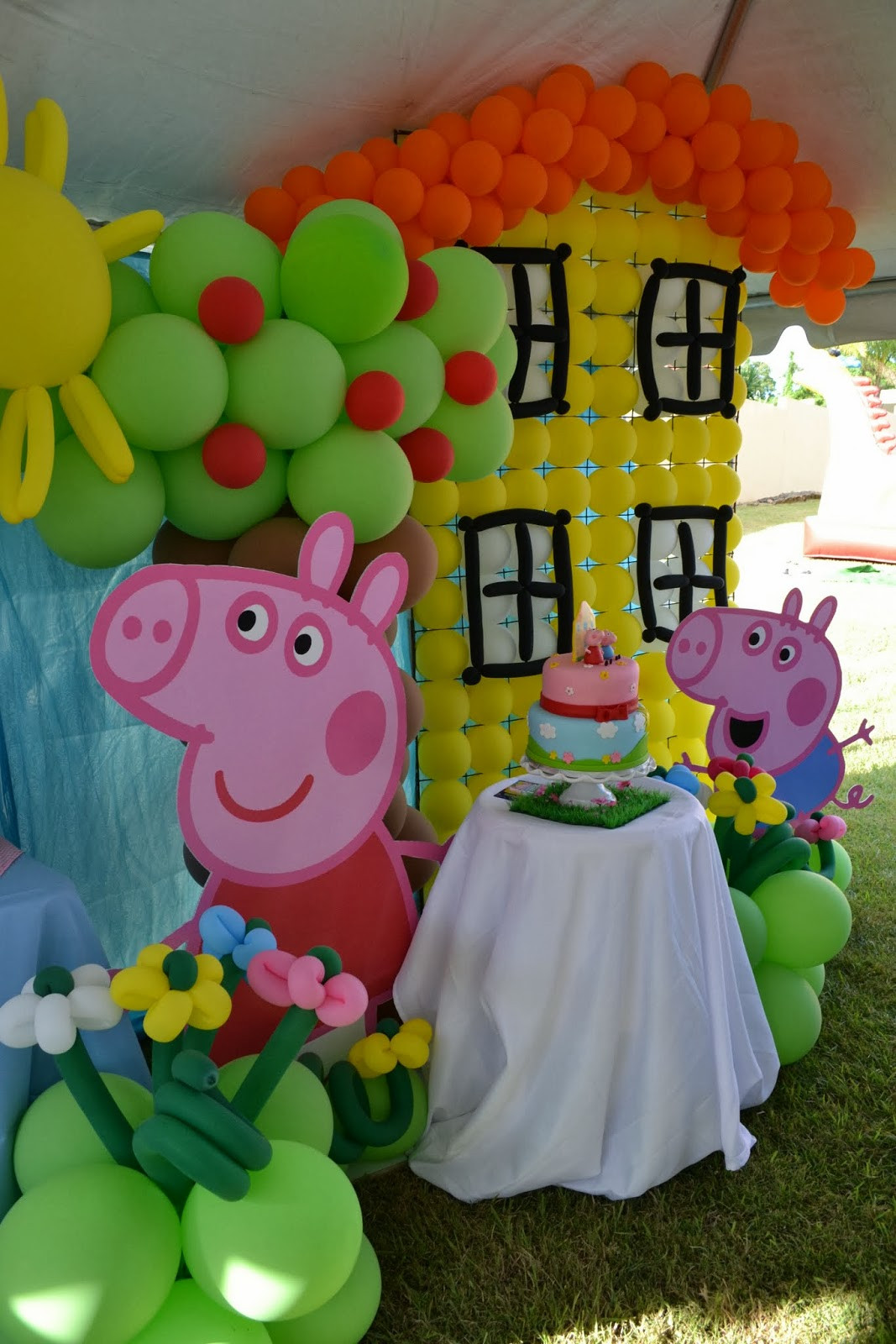 Pig Birthday Party
 Partylicious Events PR Peppa Pig Party