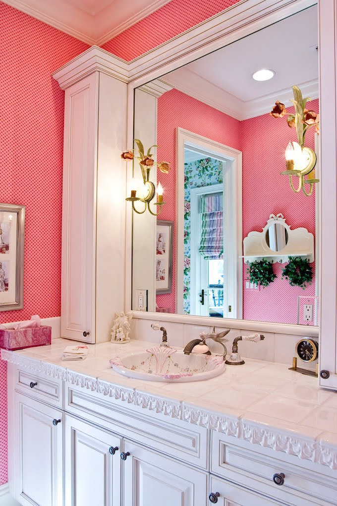 Pink Bathroom Decor
 7 Luxury Bathroom Ideas for 2016