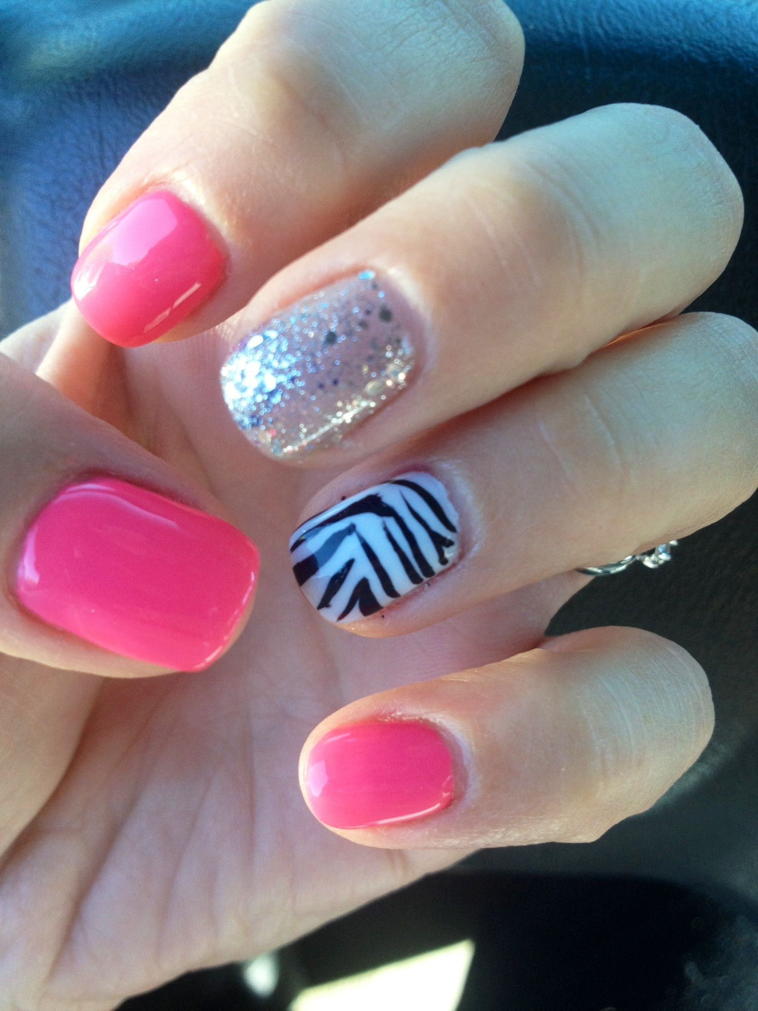 Pink Shellac Nail Designs
 Glitter pink shellac gelling cute nails zebra sparkle