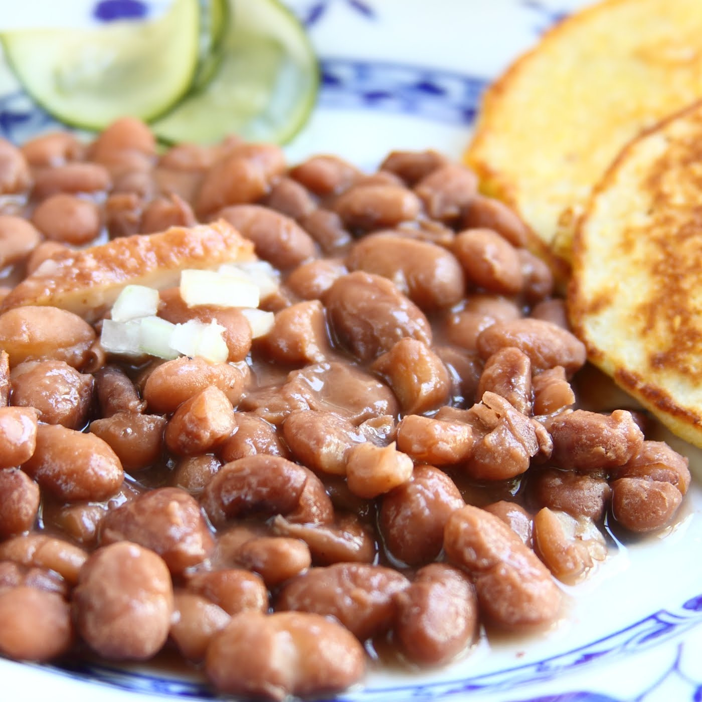 Pinto Beans And Cornbread
 ShowFood Chef Pinto Beans & Fried Corn Bread Southern