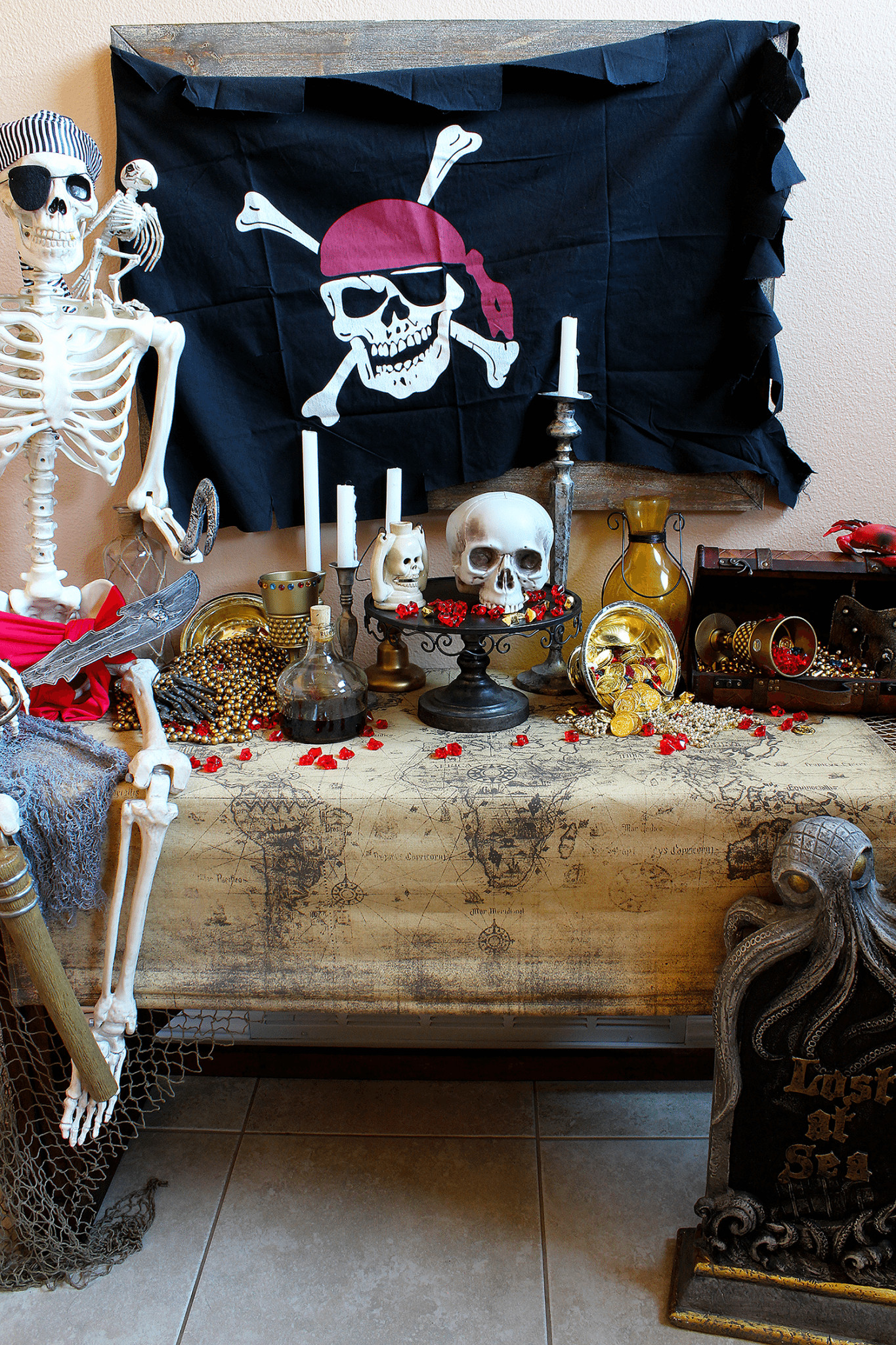 Pirate Halloween Party Ideas
 Spooky Pirate Party Decorations Michelle s Party Plan It