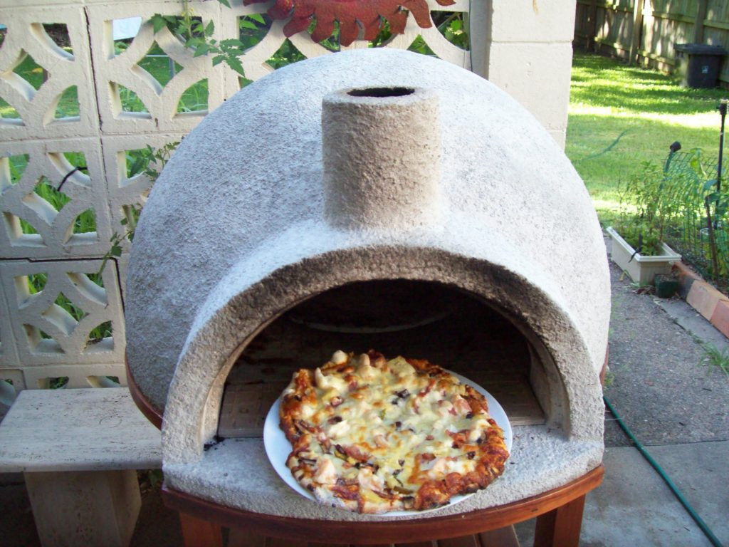 Pizza Oven Backyard
 DIY Video How to Build a Backyard Wood Fire Pizza Oven