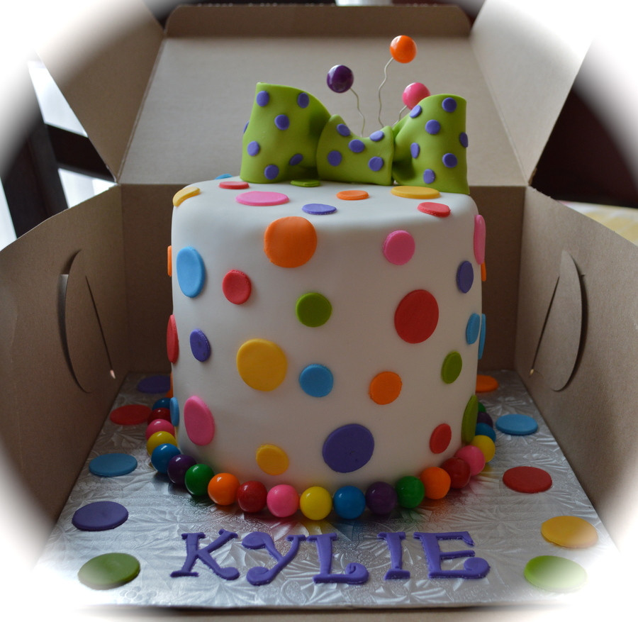 Polka Dot Birthday Cake
 6 Polka Dot Cake With Fondant Bow CakeCentral